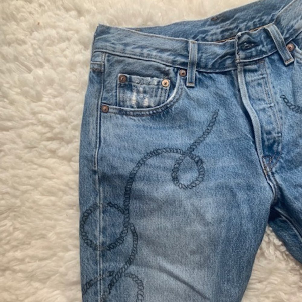 Levi Distressed Denim Jeans